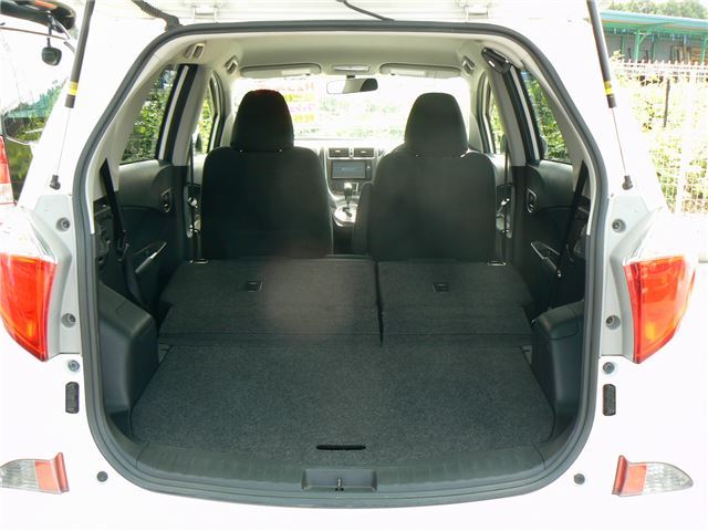 Toyota RACTIS 2013 6286248-4