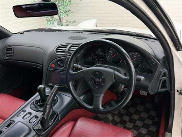 Mazda RX-7 1995 6309742-6