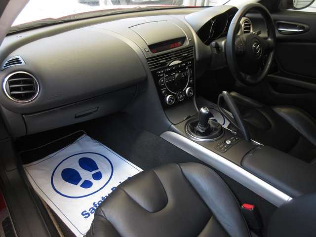 Mazda RX-8 2006 6310896-2