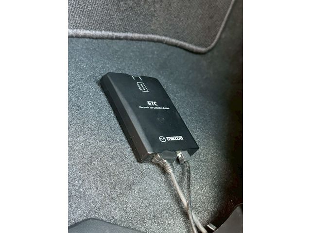 Mazda RX-8 2003 6311414-2