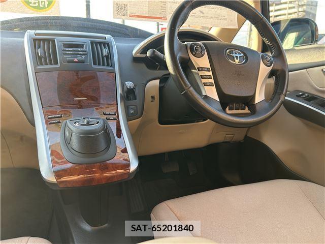 Toyota SAI 2013 6312045-1