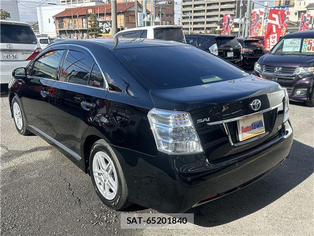 Toyota SAI 2013 6312045-2