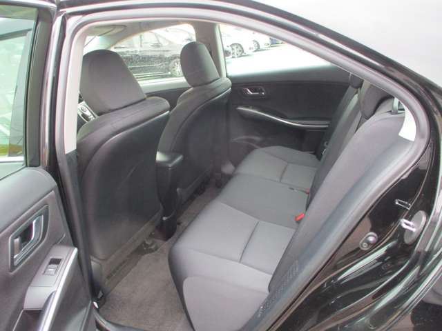 Toyota SAI 2012 6312368-8
