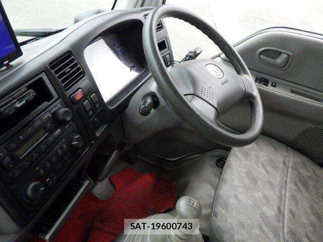Mazda TITAN DASH 2005 6314984-2
