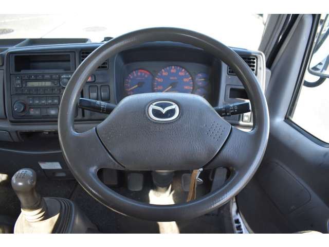Mazda TITAN DASH 2005 6314986-2