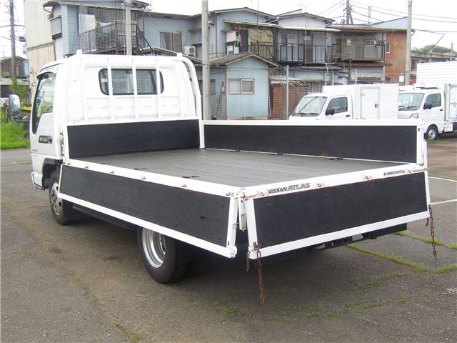 Nissan ATLAS 2004 6368174-7