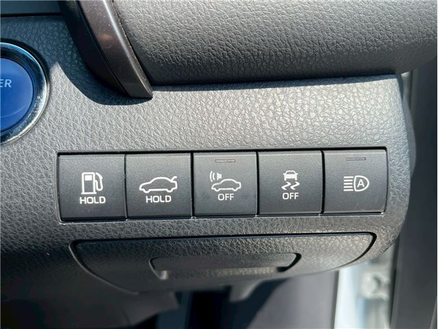 Toyota CAMRY 2019 6362718-7