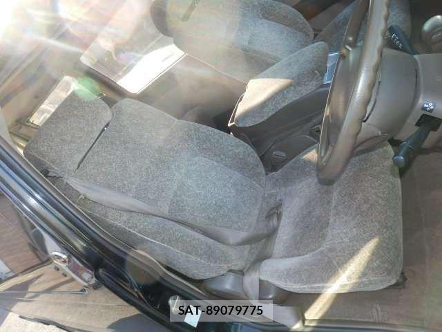 Nissan CARAVAN COACH 1996 6371146-9