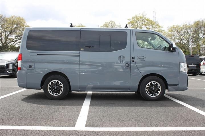 Nissan Caravan 2022 6364702-9