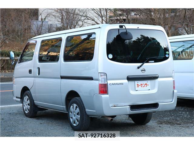 Nissan Caravan 2012 6365026-10