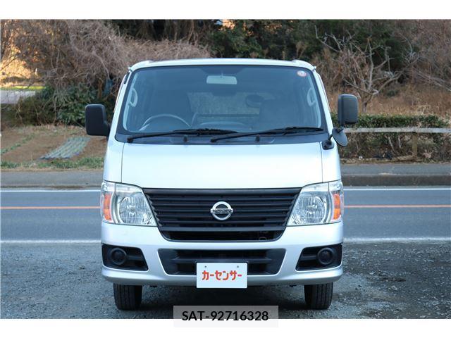 Nissan Caravan 2012 6365026-2