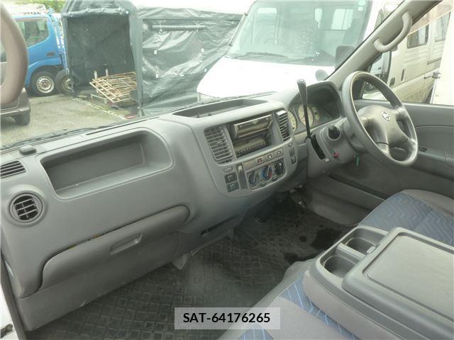 Nissan Caravan 2005 6365375-2