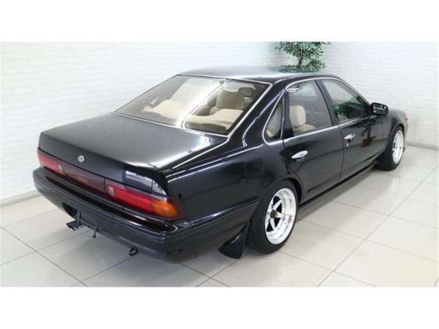 Nissan CEFIRO 1991 6371423-2