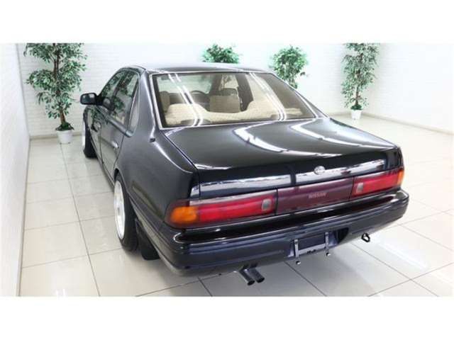 Nissan CEFIRO 1991 6371423-3