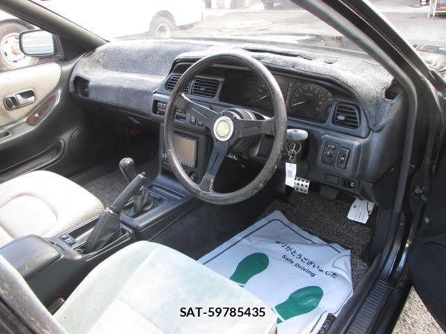 Nissan CEFIRO 1990 6371422-2