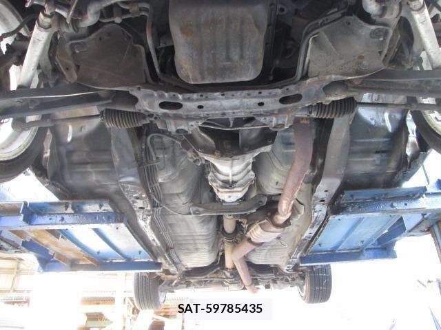 Nissan CEFIRO 1990 6371422-8