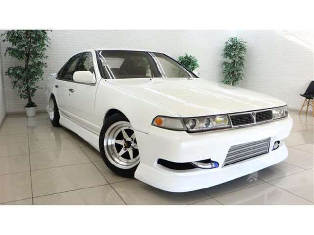 Nissan CEFIRO 1988 6371465-1