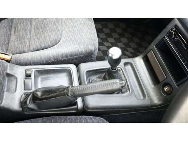 Nissan CEFIRO 1988 6371465-10