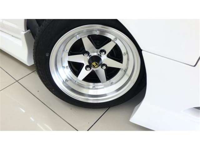 Nissan CEFIRO 1988 6371465-4