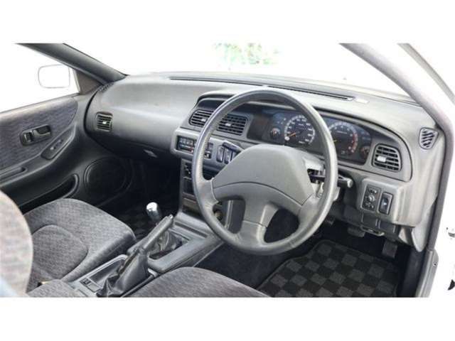 Nissan CEFIRO 1988 6371465-6