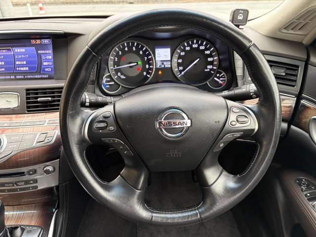 Nissan CIMA 2012 6371732-4