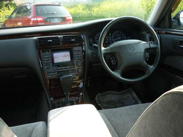 Nissan CIMA 1996 6372302-2