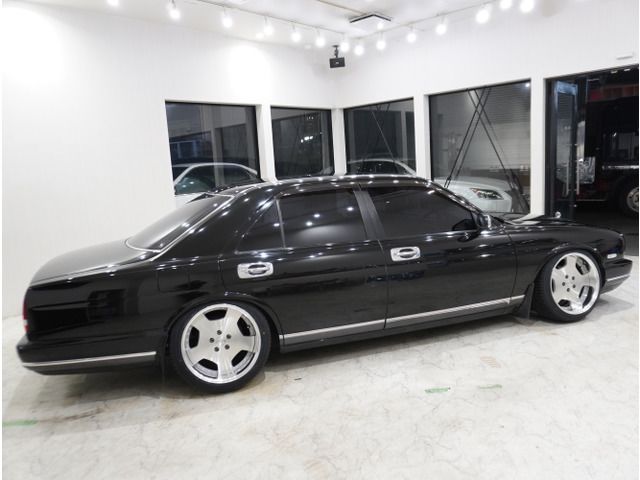 Nissan CIMA 1993 6372400-2