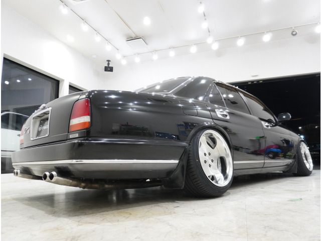 Nissan CIMA 1993 6372400-5