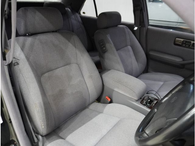 Nissan CIMA 1993 6372400-8