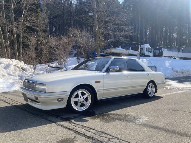 Nissan CIMA 1989 6372494-1