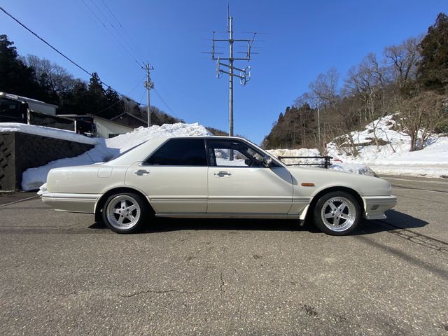 Nissan CIMA 1989 6372494-6