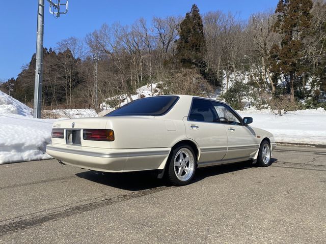 Nissan CIMA 1989 6372494-8