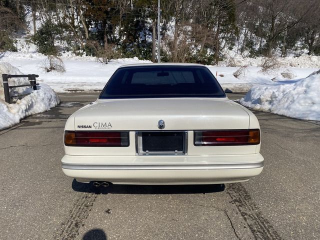 Nissan CIMA 1989 6372494-9