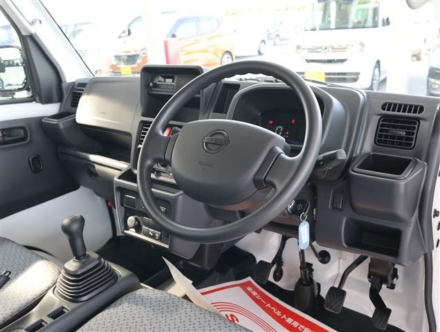 Nissan CLIPPER TRUCK 2026 6373733-1