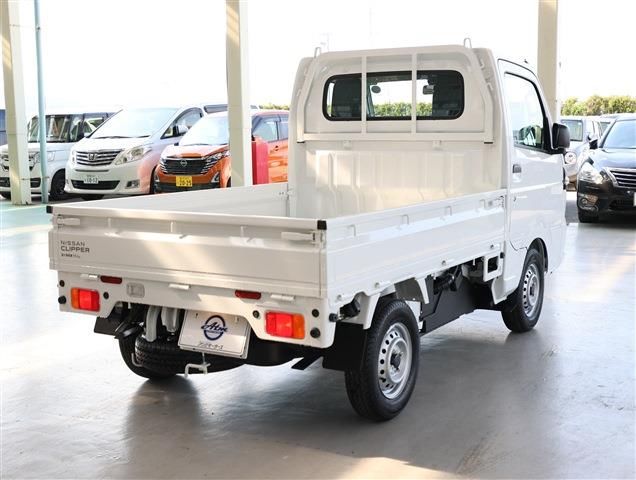 Nissan CLIPPER TRUCK 2026 6373733-4