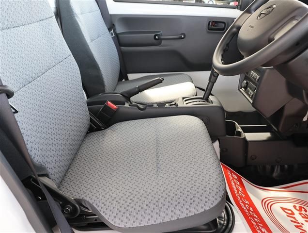 Nissan CLIPPER TRUCK 2026 6373883-10