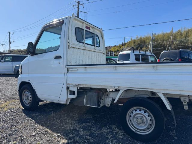 Nissan CLIPPER TRUCK 2009 6374688-4