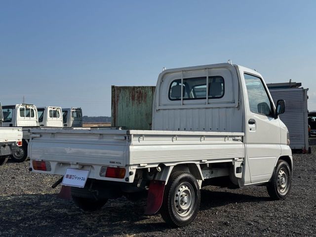 Nissan CLIPPER TRUCK 2004 6375102-7