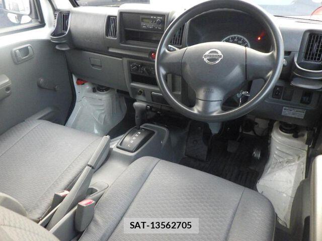 Nissan CLIPPER VAN 2013 6376271-2