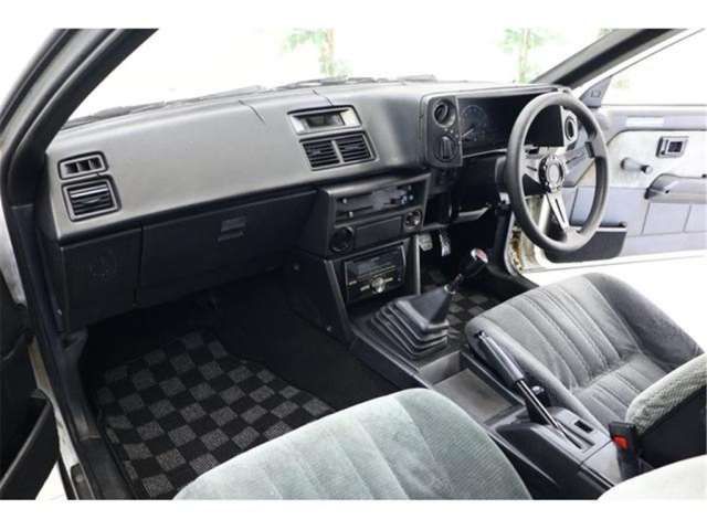 Toyota COROLLA LEVIN 1985 6322362-7