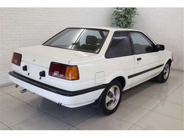 Toyota COROLLA LEVIN 1984 6322399-2