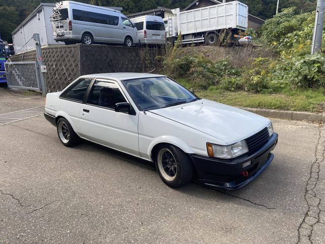 Toyota COROLLA LEVIN 1984 6322402-4