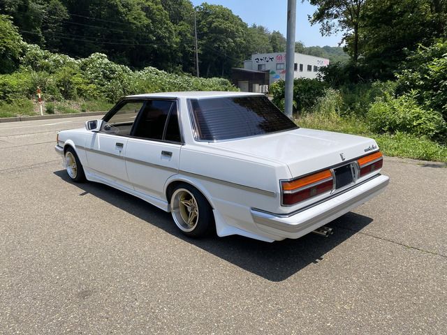 Toyota CRESTA 1986 6328890-10