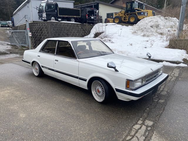 Toyota CRESTA 1983 6328953-4