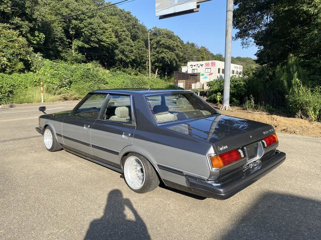 Toyota CRESTA 1981 6328954-10