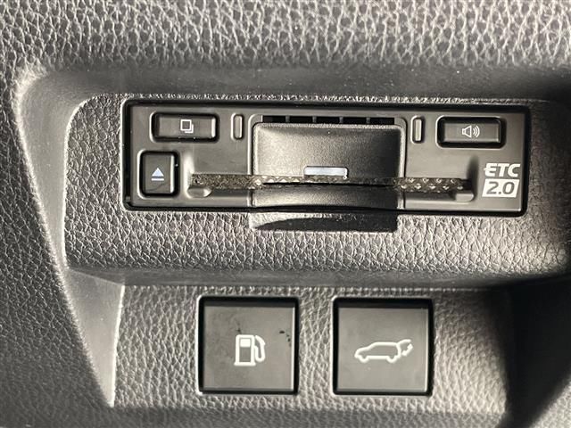 Toyota CROWN ESTATE 2025 6336964-7