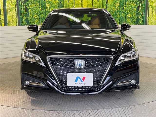 Toyota CROWN HYBRID 2022 6337889-6