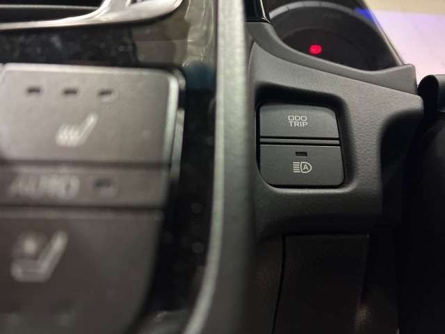 Toyota CROWN HYBRID 2022 6337953-9