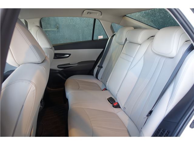 Toyota CROWN HYBRID 2021 6339545-7