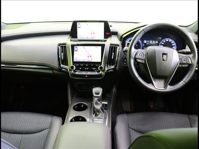 Toyota CROWN HYBRID 2020 6340445-1